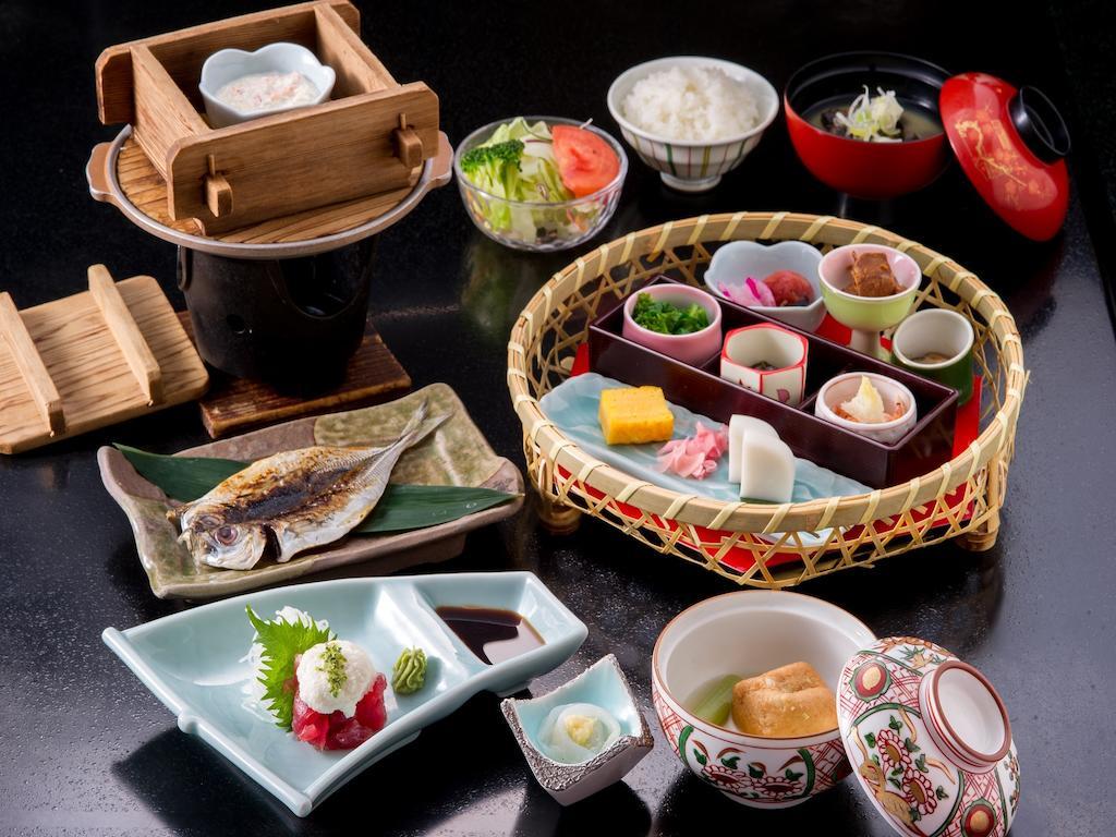 Inatori Tokai Hotel Yuen Хигасиидзу Экстерьер фото